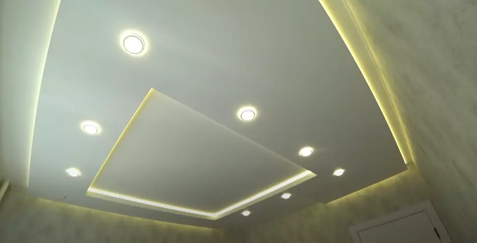 Нижневартовск, Мира, 101, фото 3