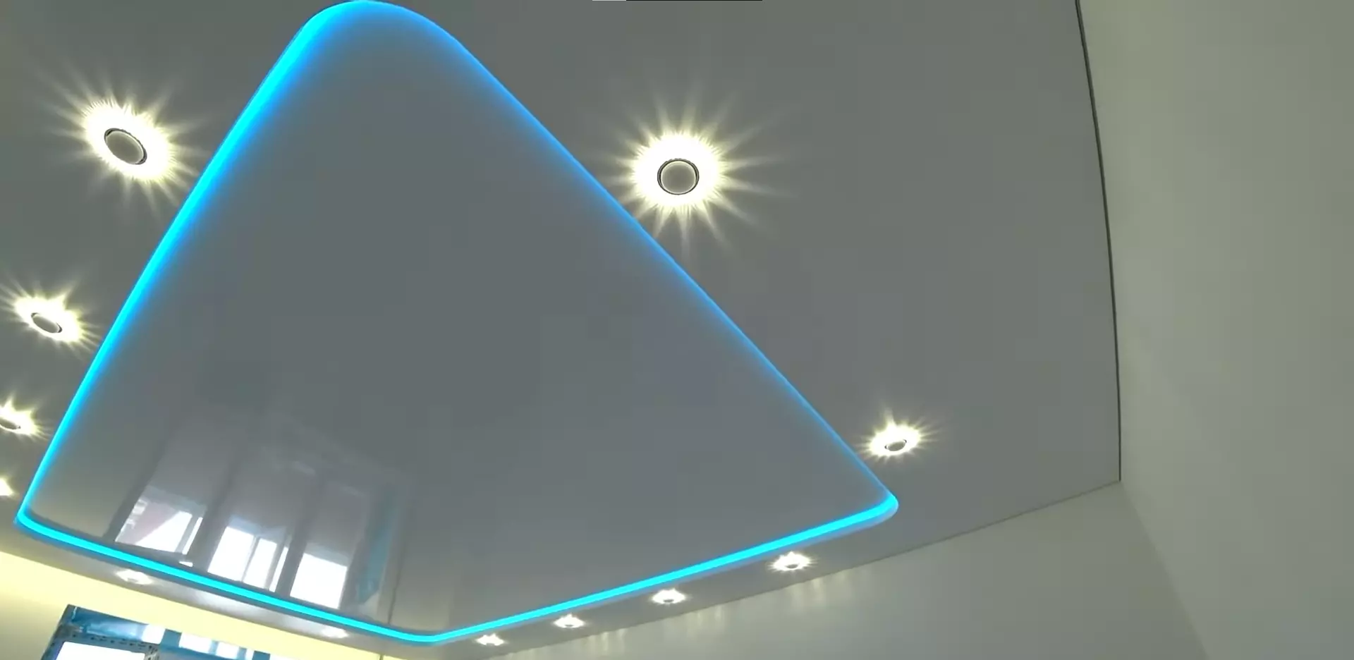 Нижневартовск, Омская, 38, фото 2