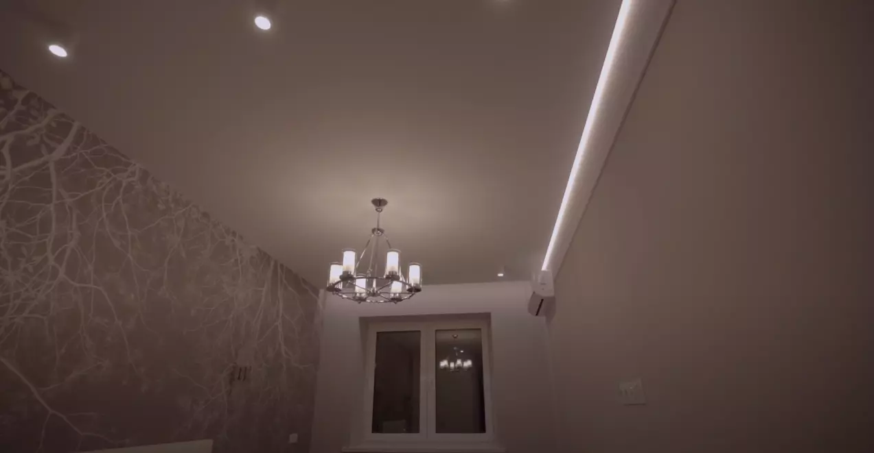 Нижневартовск, проспект Победы, 10, фото 1